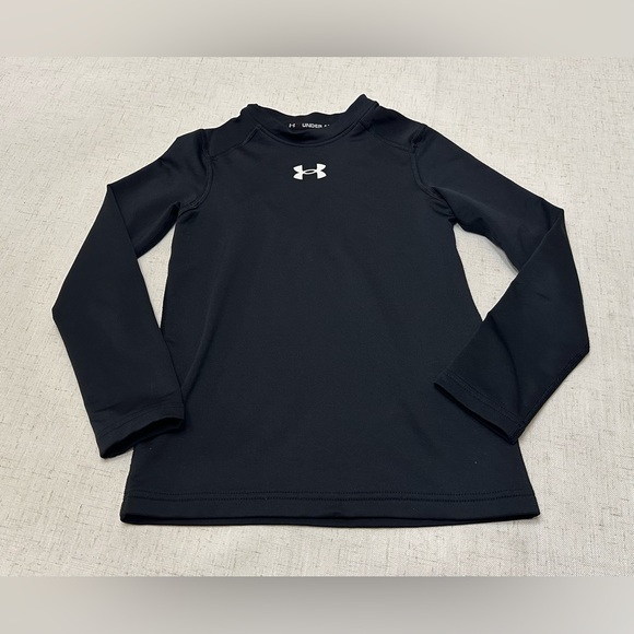 Under Armour Other - Under Armour Kids Long Sleeve Tee in Black